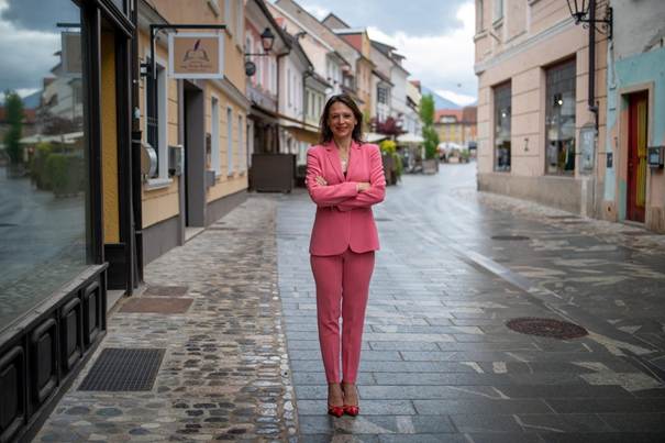 Odvetnica mag. Darja Bajželj